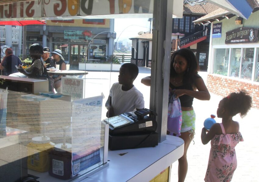 Redondo Hot Dogs: The Ultimate Guide to Flavor, History, and More