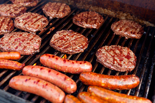 Burgers & Hot Dogs: The Ultimate Guide to Grilling Perfection