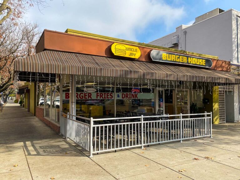 Best Hot Dogs in Concord, NC: Your Ultimate Guide [2024]