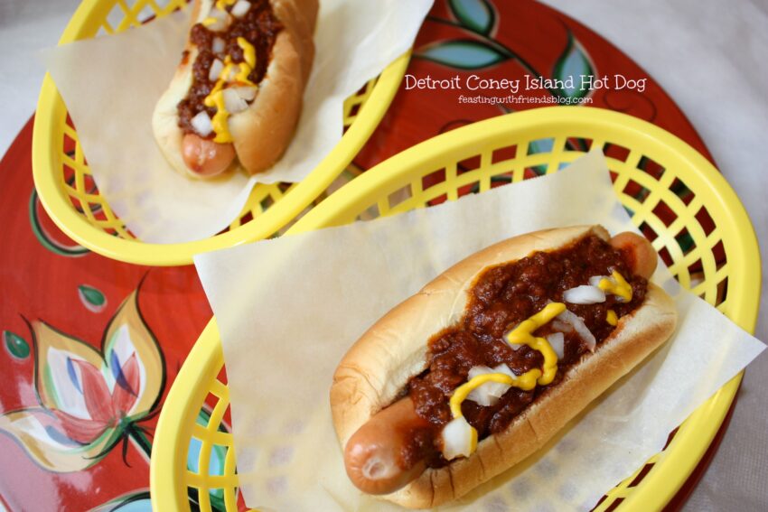 Detroit Coney Island Hot Dog: An Expert’s Guide to the Motor City’s Culinary Icon