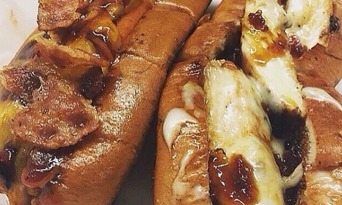 Jordan Hot Dog: An Expert’s Deep Dive into This Culinary Icon