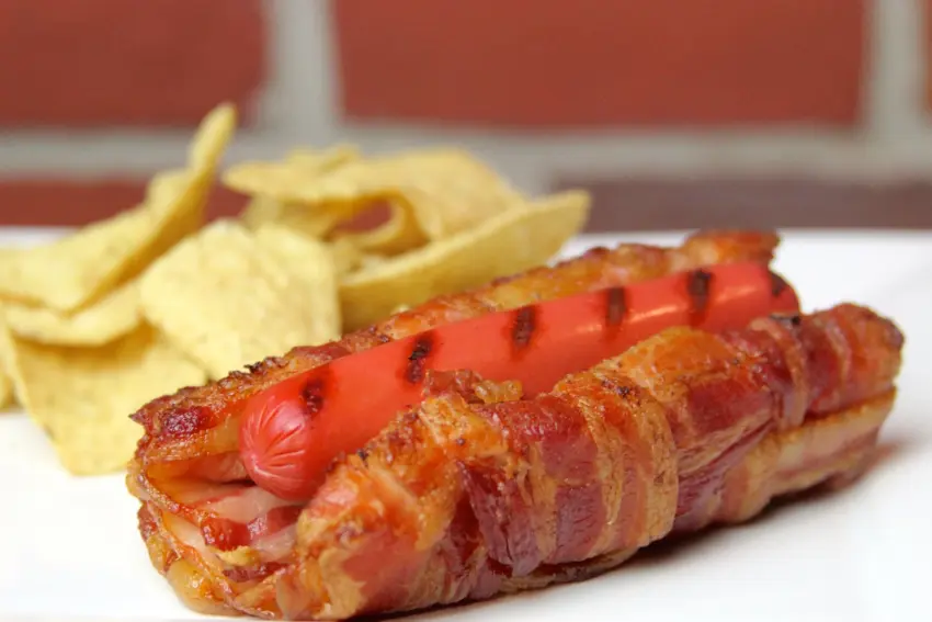 Carbs in Beef Hot Dogs: The Complete Nutritional Guide [2024]