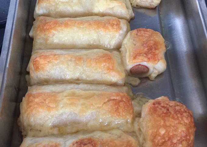 Best Hot Dog Rolls Recipe: Homemade, Soft & Delicious!