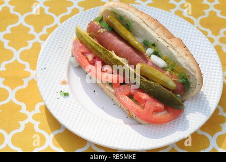 Classic Chicago Hot Dog: The Definitive Guide