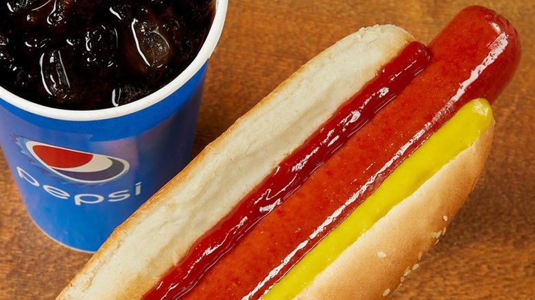 Fast Food with Hot Dogs: The Ultimate Guide to the Best & Worst