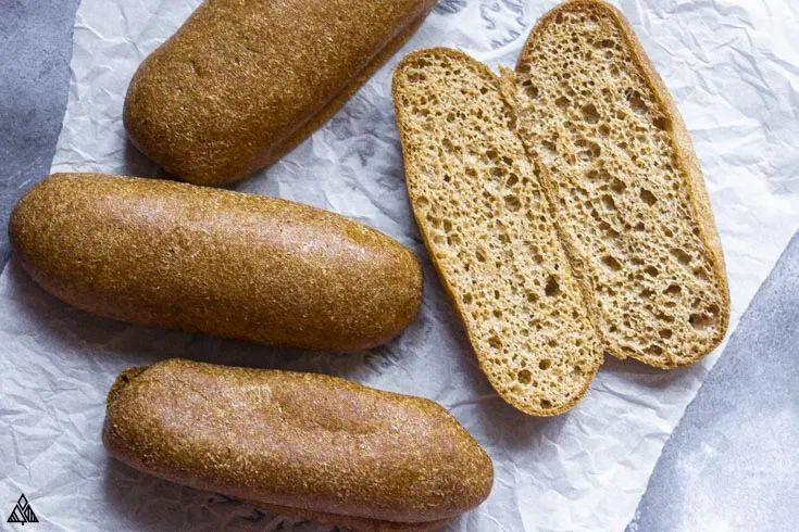 Carbs in Hot Dog Buns: A Deep Dive into Nutrition & Choices