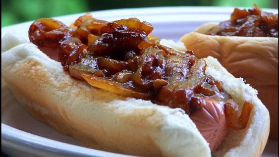 Best Recipe for Hot Dog Onions: Sweet, Tangy, & Spicy!