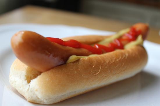 Sweden Hot Dog: An Expert’s Guide to the Swedish Korv