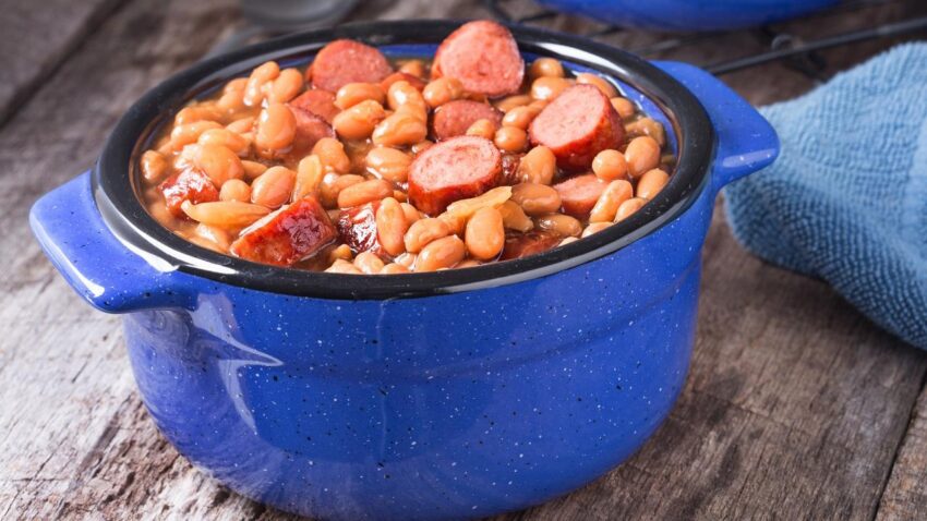 Bean and Hot Dog Soup: A Comfort Food Classic – Recipe, Tips & History