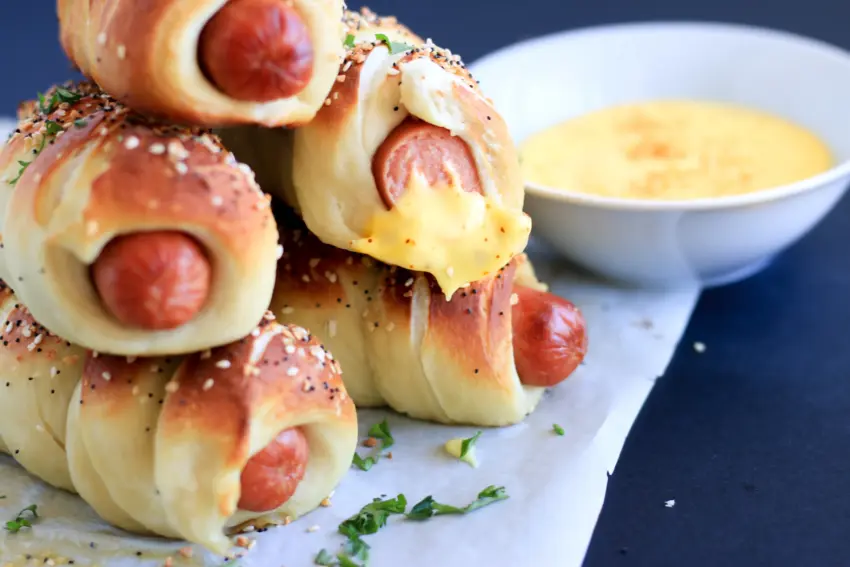 Hot Dog Bagels: The Ultimate Guide to This Delicious Mashup [2024]