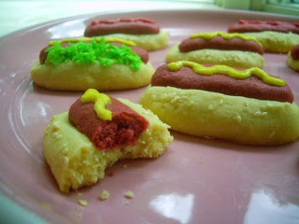 Hot Dog Cookie: The Surprisingly Delicious Trend Taking Over!