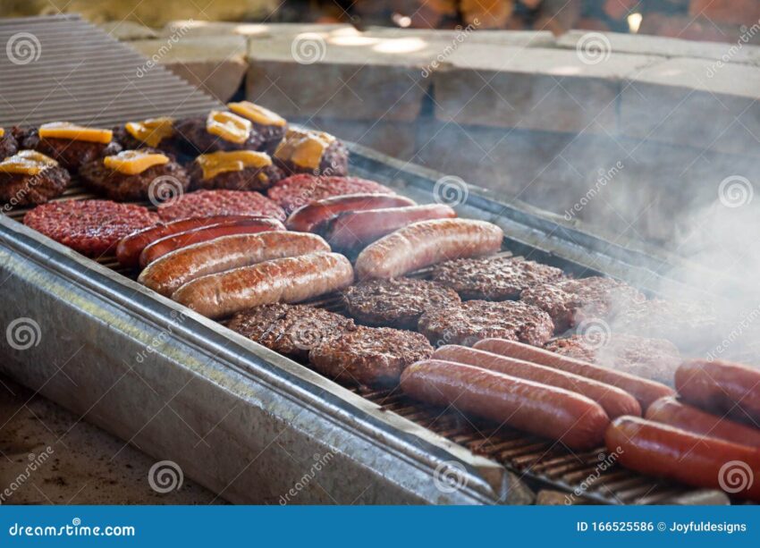 Hot Dogs and Hamburgers: The Ultimate Guide to Grilling Perfection