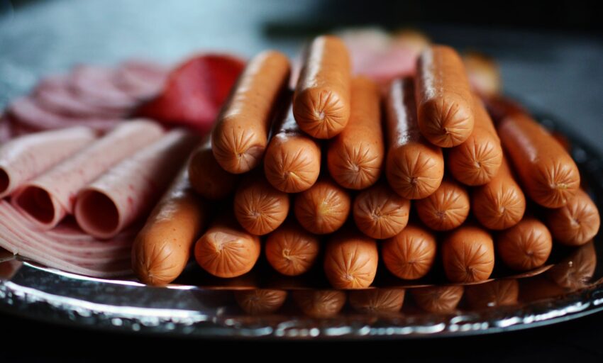 What is Uncured Hot Dog? The Ultimate Guide to Healthier Franks