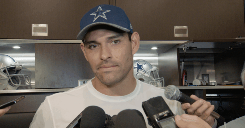 Mark Sanchez Eating Hot Dog: The Definitive (and Delicious?) Guide
