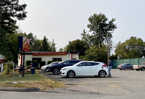 Doogies Hot Dogs Newington CT: Your Ultimate Guide to a Local Legend