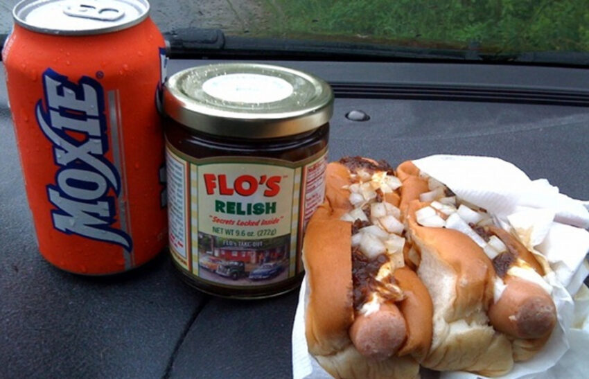 Flo’s Hot Dogs Menu: A Deep Dive into Maine’s Culinary Icon