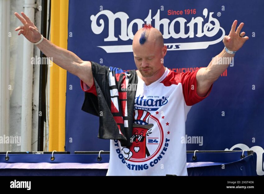 Nick Wehry Hot Dog: An Expert’s Guide to This Culinary Creation