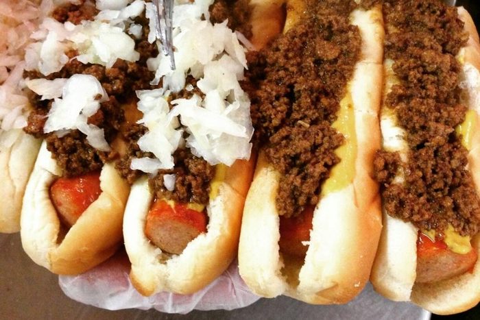 Olneyville Hot Dogs: An Expert’s Guide to Rhode Island’s Culinary Icon