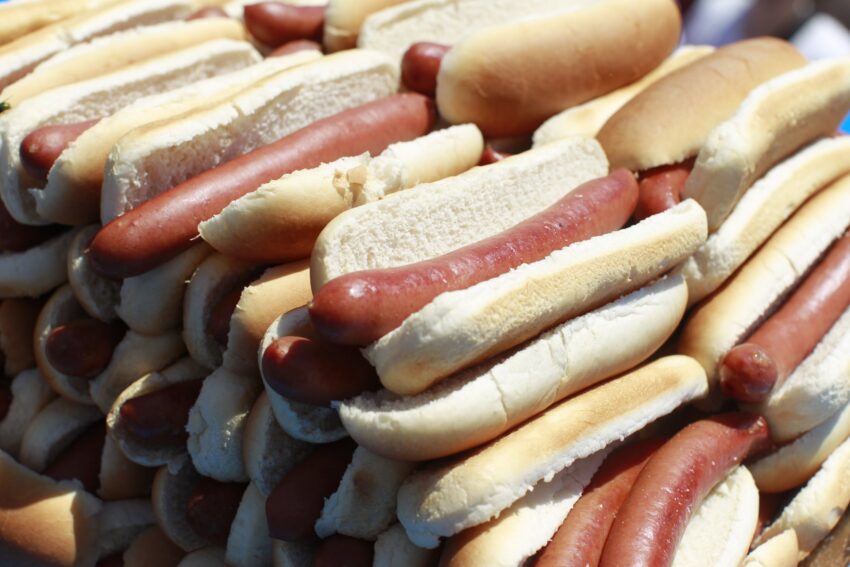 Choked on Hot Dog: Expert Guide to Prevention, First Aid & Safety