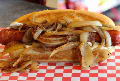 Seattle’s Best Hot Dogs: Your Ultimate Guide to the Emerald City’s Top Dogs