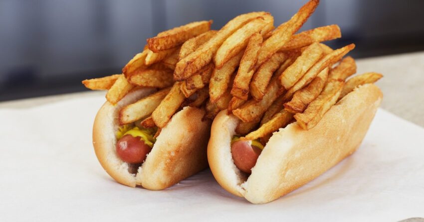 Chicago’s Famous Hot Dogs: Your Ultimate Guide to the Best
