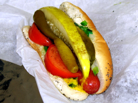 Madison Hot Dogs: A Definitive Guide to Wisconsin’s Culinary Icon