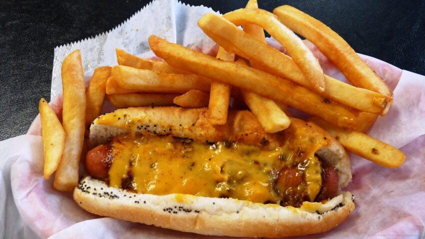 Hot Dogs Wallpaper: From Kitsch to Cool – The Ultimate Guide